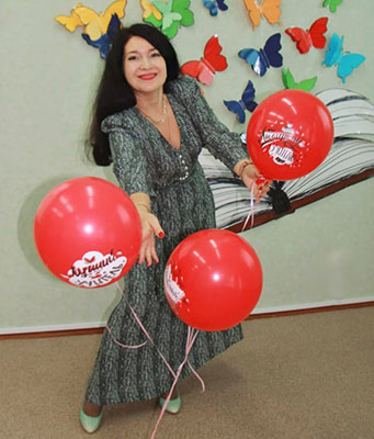 Independent lady Irina from Kurilsk (Russia), 41 yo, hair color peroxide blonde