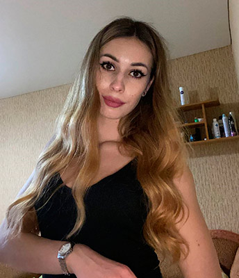 Active girl Anastasiya from Severodonetsk (Ukraine), 23 yo, hair color brunette