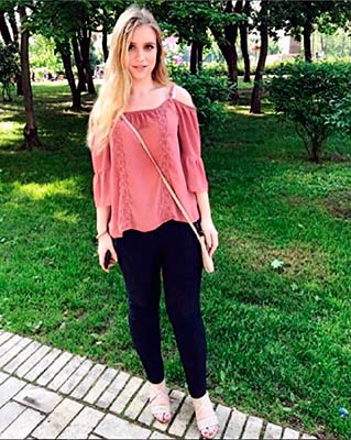 Balanced girl Alina from Krivoy Rog (Ukraine), 25 yo, hair color blonde