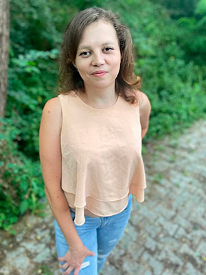 Sportive lady Yuliya from Obukhov (Ukraine), 31 yo, hair color dark brown