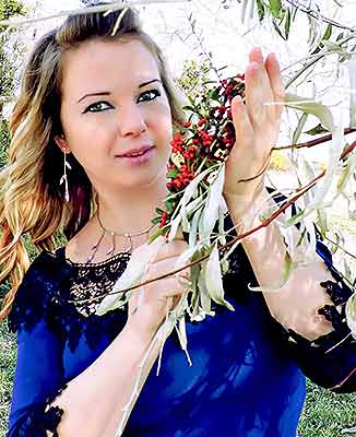 Passionate bride Ekaterina from Kerch (Russia), 35 yo, hair color peroxide blonde