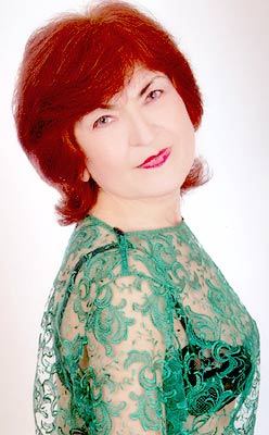 Calm woman Lyudmila from Kharkov (Ukraine), 77 yo, hair color brown-haired