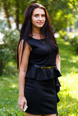 Cheerful lady Nina from Kemerovo (Russia), 29 yo, hair color chestnut