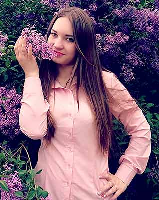 Social girl Alena from Kharkov (Ukraine), 28 yo, hair color dark brown
