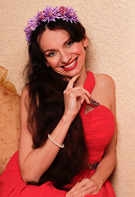 Dreamy lady Tat'yana from Kharkov (Ukraine), 44 yo, hair color dark brown