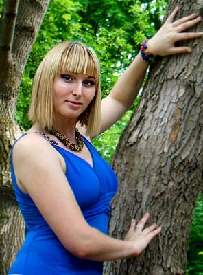 Familyoriented girl Yana from Kharkov (Ukraine), 31 yo, hair color blonde