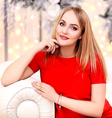 Curious lady Veronika from Kharkov (Ukraine), 29 yo, hair color blonde
