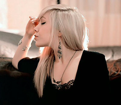 Womanly lady Alla from Kherson (Ukraine), 29 yo, hair color light brown