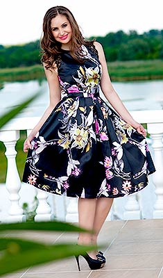 Nice lady Anna from Kherson (Ukraine), 38 yo, hair color dark brown