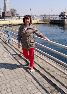Tender bride Svetlana from Kherson (Ukraine), 62 yo, hair color chestnut