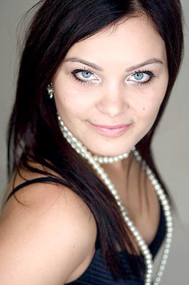 Realist girl Yana from Khmelnitsky (Ukraine), 36 yo, hair color black