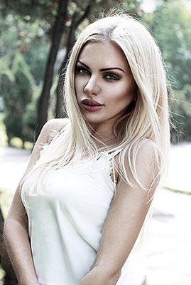 Talkative bride Nataliya from Kiev (Ukraine), 38 yo, hair color blonde