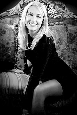 Honest woman Natal'ya from Khmelnitsky (Ukraine), 60 yo, hair color blonde