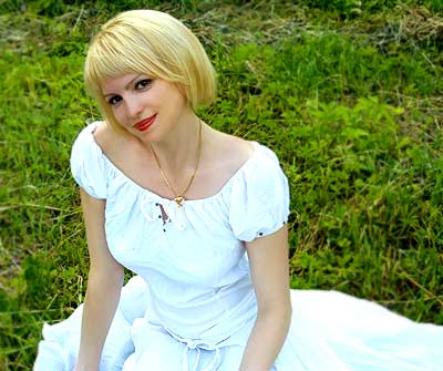 Honest woman Tat'yana from Khmelnitsky (Ukraine), 52 yo, hair color blonde