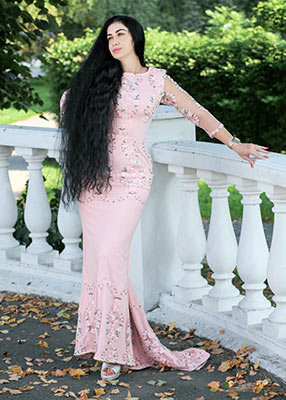 Feminine bride Alena from Khmelnitsky (Ukraine), 44 yo, hair color brown