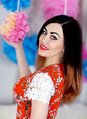 Grateful bride Lyubov' from Khmelnitsky (Ukraine), 36 yo, hair color chestnut