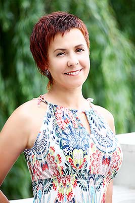 Goal oriented woman Valentina from Khmelnitsky (Ukraine), 54 yo, hair color brown-haired