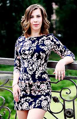 Calm lady Irina from Khmelnitsky (Ukraine), 37 yo, hair color brown