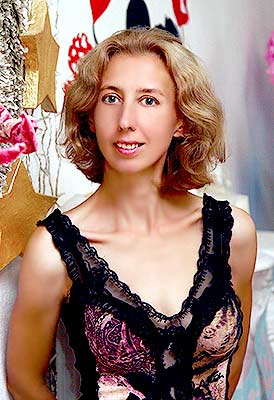 Delicate woman Galina from Khmelnitsky (Ukraine), 43 yo, hair color blonde
