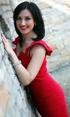 Cheerful lady Inna from Khmelnitsky (Ukraine), 36 yo, hair color black