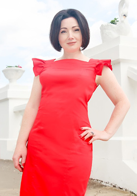 Modest bride Tat'yana from Khmelnitsky (Ukraine), 48 yo, hair color chestnut