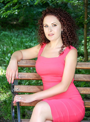 Responsible lady Marina from Kiev (Ukraine), 33 yo, hair color brunette