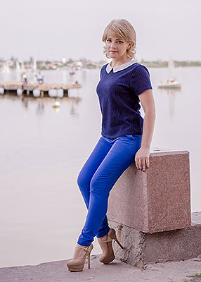 Modern lady Nina from Nikolaev (Ukraine), 50 yo, hair color brown