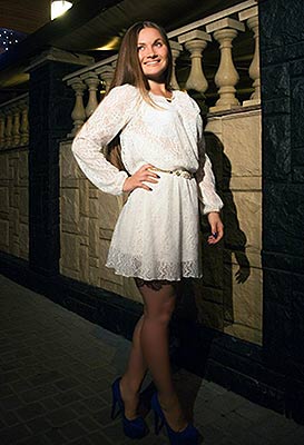 Sensitive lady Valeriya from Nikolaev (Ukraine), 29 yo, hair color brunette