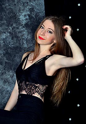 Sunny girl Elena from Kiev (Ukraine), 29 yo, hair color brown