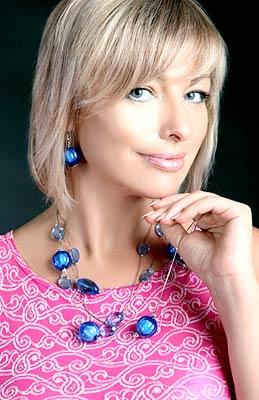 Educated lady Lyudmila from Kiev (Ukraine), 54 yo, hair color blonde