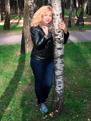 Cheerful lady Lina from Kiev (Ukraine), 56 yo, hair color blonde