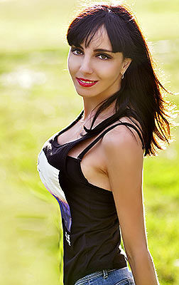 Passionate lady Ol'ga from Kiev (Ukraine), 28 yo, hair color brunette