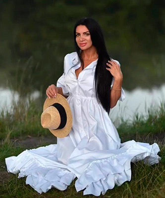 Changeable wife Tat'yana from Vinnitsa (Ukraine), 54 yo, hair color brunette