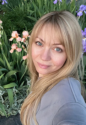 Wellmannered wife Nataliya from Kiev (Ukraine), 44 yo, hair color light brown
