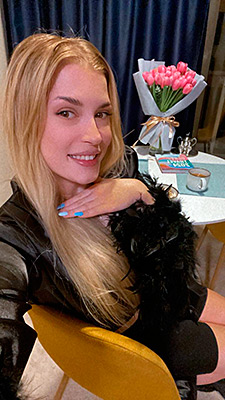 Sexy lady Aleksandra from St. Louis (USA), 31 yo, hair color blonde