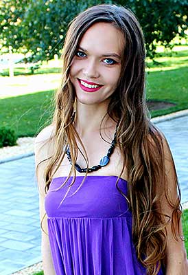 Witty woman Ekaterina from Novaya Kakhovka (Ukraine), 34 yo, hair color dark brown