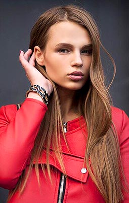 Kind lady Viktoriya from Vitebsk (Belarus), 27 yo, hair color brown