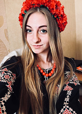 Humble bride Elena from Kiev (Ukraine), 29 yo, hair color light brown