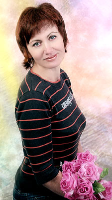 Sensitive woman Ol'ga from Chernigov (Ukraine), 59 yo, hair color chestnut