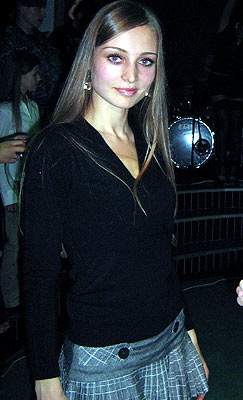 Modest woman Ol'ga from Chernigov (Ukraine), 41 yo, hair color brown