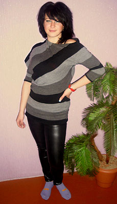 Cheerful lady Yana from Chernigov (Ukraine), 34 yo, hair color brown