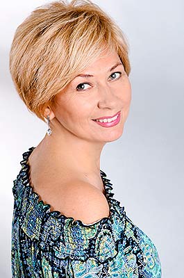 Cheerful woman Natal'ya from Kiev (Ukraine), 63 yo, hair color peroxide blonde