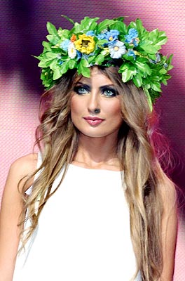 Positive girl Yuliya from Kiev (Ukraine), 34 yo, hair color light brown