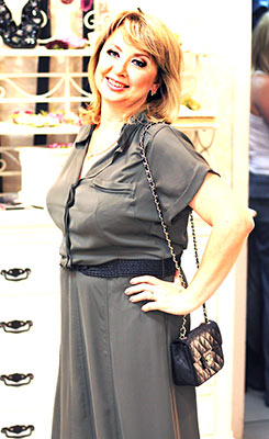 Intellegent lady Rimma from Kiev (Ukraine), 62 yo, hair color light brown