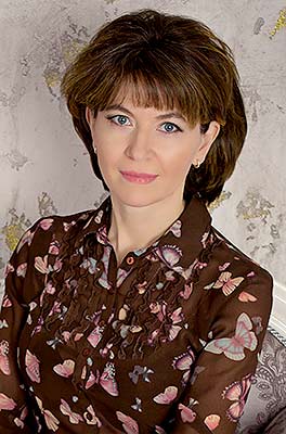 Serious lady Oksana from Kiev (Ukraine), 51 yo, hair color brown-haired