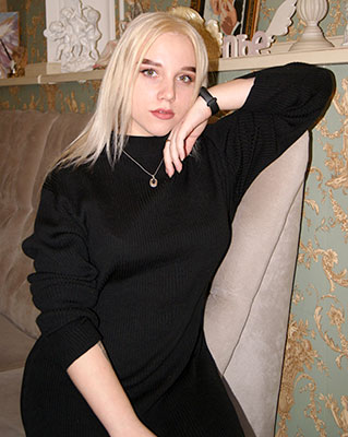 Kind lady Anastasiya from Kirovograd (Ukraine), 23 yo, hair color blonde
