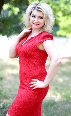 Smart woman Galina from Kharkov (Ukraine), 55 yo, hair color blonde