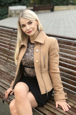 Unpredictable bride Ol'ga from Sevastopol (Russia), 48 yo, hair color blonde