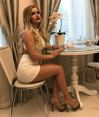 Good woman Alena from Odessa (Ukraine), 33 yo, hair color blonde
