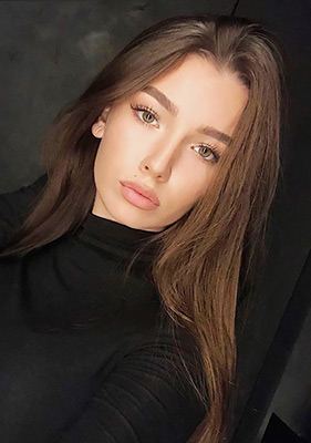 Tall girl Dar'ya from Kiev (Ukraine), 23 yo, hair color brown-haired